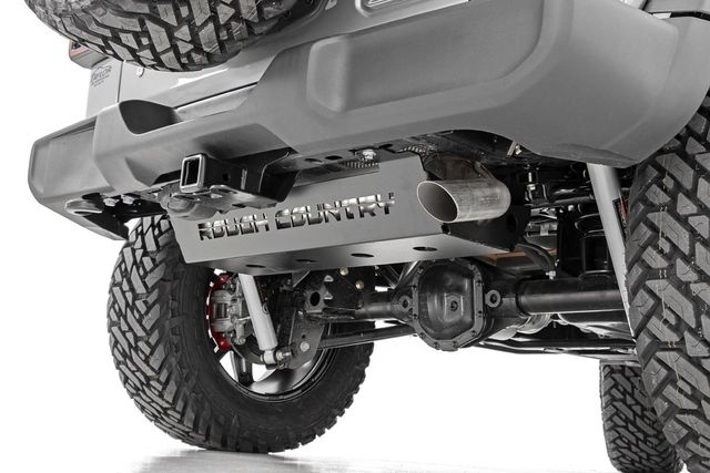 Rough Country Skid Plate | Muffler | Jeep Wrangler JL/Wrangler Unlimited 4WD (2018-2026)