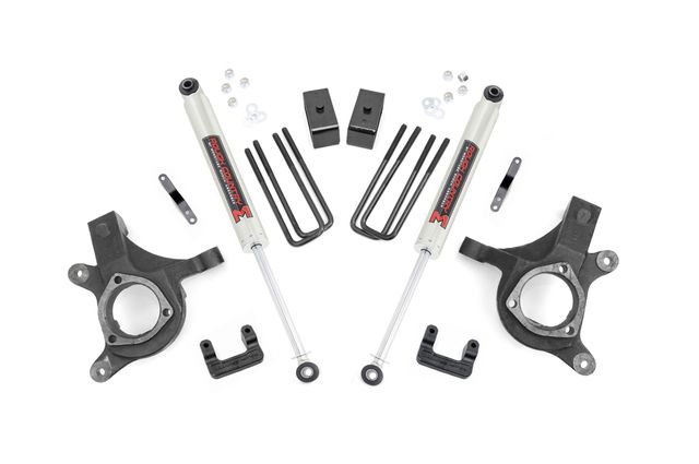 Rough Country 5 Inch Lift Kit | M1 | Chevy Silverado & GMC Sierra 1500 2WD (2007-2013)