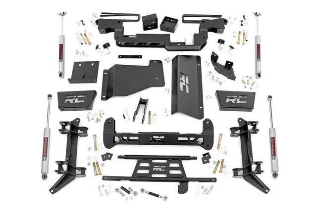 Rough Country 6 Inch Lift Kit | 8-Lug | Chevy/GMC 3/4-Ton Suburban/C2500/K2500 Truck/C3500/K3500 Truck (88-00)