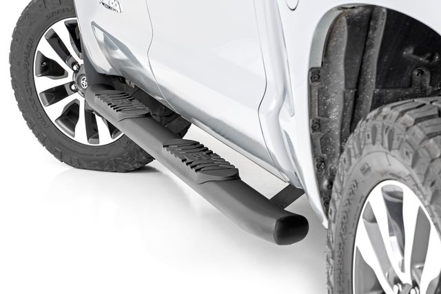 Rough Country Oval Nerf Step | Crew Cab | Black | Toyota Tundra 2WD/4WD (2007-2021)