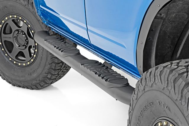 Rough Country Oval Nerf Step | 4-Door | Black | Ford Bronco 4WD (2021-2026)
