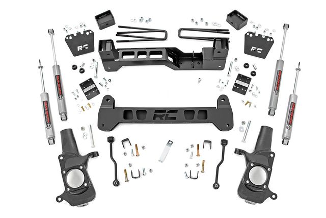 Rough Country 6 Inch Lift Kit | Chevy Silverado & GMC Sierra 2500HD 2WD (2001-2010)