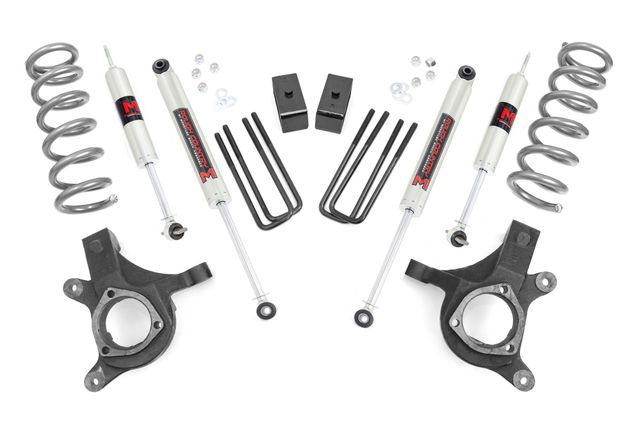 Rough Country 4.5 Inch Lift Kit | M1 | Chevy Silverado & GMC Sierra 1500 2WD (1999-2006 & Classic)