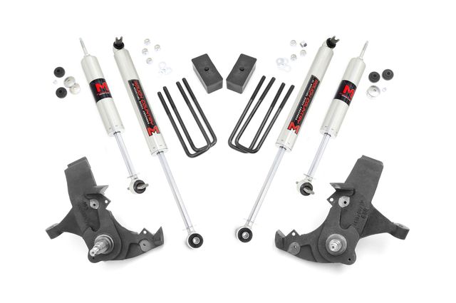Rough Country 4 Inch Lift Kit | M1 | Chevy C1500/K1500 Pickup Extended Ca/Half-Ton SUV (88-99)