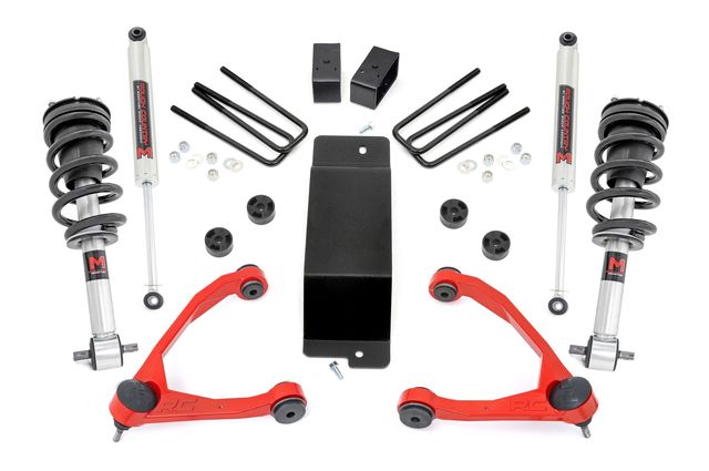 Rough Country 3.5 Inch Lift Kit | UCA | M1 Struts | Chevy/GMC 1500 (07-13)