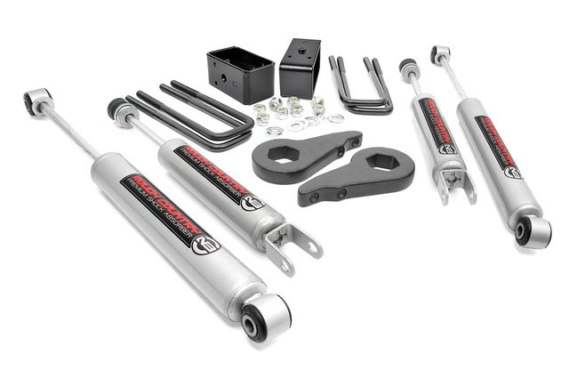 Rough Country 1.5-2 Inch Lift Kit | N3 Shocks | Chevy/GMC 1500 (99-06 & Classic)