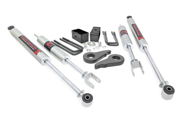 Rough Country 1.5-2 Inch Lift Kit | M1 | Chevy Silverado & GMC Sierra 1500 4WD (1999-2006 & Classic)