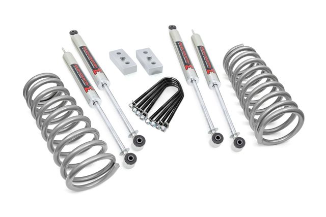 Rough Country 3 Inch Lift Kit | M1 | Ram 2500 (03-13)/3500 (03-07) 4WD