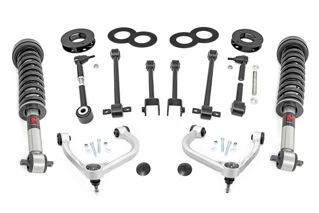 Rough Country 3 Inch Lift Kit | UCA | M1 Struts | Ford Expedition 4WD (2018-2024)