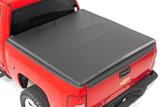 Rough Country Soft Tri-Fold Bed Cover | 6'7" Bed | Chevy/GMC 1500/2500HD/3500HD (07-14)