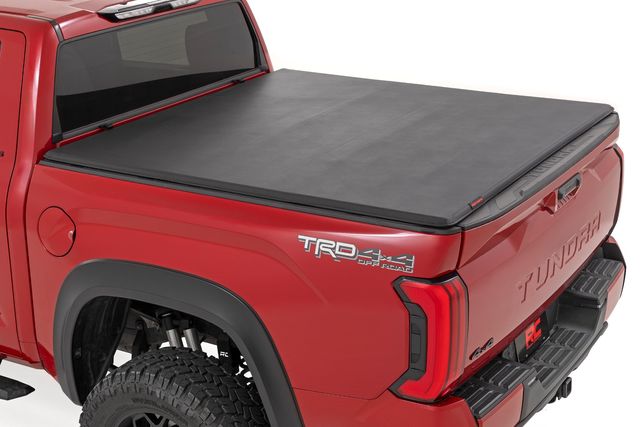 Rough Country Soft Tri-Fold Bed Cover | 5'7" Bed | with and w/o OE Rail | Toyota Tundra (22-26)