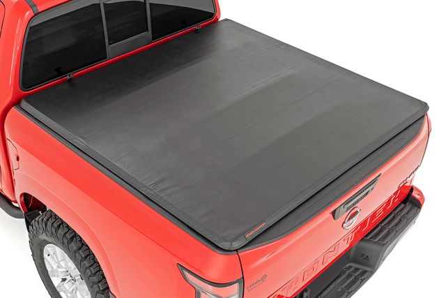 Rough Country Soft Tri-Fold Bed Cover | 5' Bed | Nissan Frontier 2WD/4WD (2022-2026)