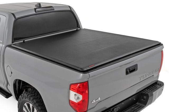 Rough Country Soft Roll Up Bed Cover | 6'7 Bed | Toyota Tundra 2WD/4WD (2007-2021)