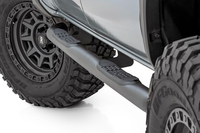Rough Country Nerf Steps | 3-Inch Tube | Double Cab | Toyota Tacoma 2WD/4WD (2005-2023)