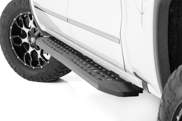 Rough Country RPT2 Running Boards | Crew Cab | Chevy/GMC 1500/2500HD/3500HD (07-18 & Classic)