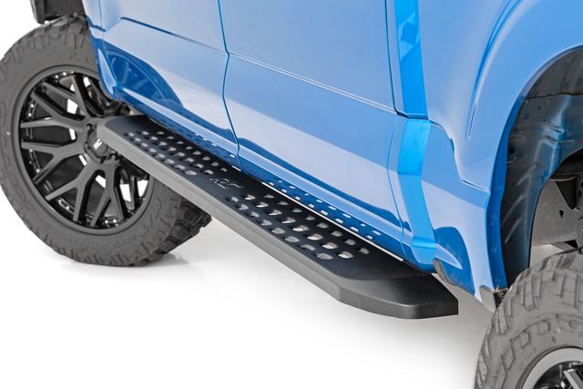 Rough Country RPT2 Running Board | Crew Cab | Black | Ford F-150/Lightning/F-250/F-350/Raptor (15-26)
