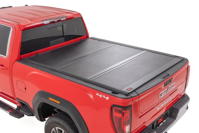 Rough Country Hard Low Profile Bed Cover | 6'9" Bed | Rail Caps | Chevy/GMC 2500HD/3500HD (20-26)