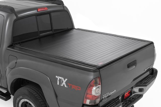 Rough Country Hard Roll Up Bed Cover | 5' Bed | Toyota Tacoma 2WD/4WD (2005-2015)