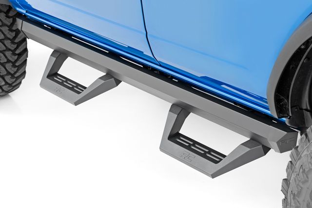 Rough Country SRX2 Adjustable Aluminum Step | Ford Bronco 4WD (2021-2026)