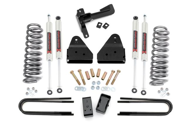 Rough Country 3 Inch Lift Kit | M1 | Coil | Ford F-250 Super Duty 4WD (2011-2016)