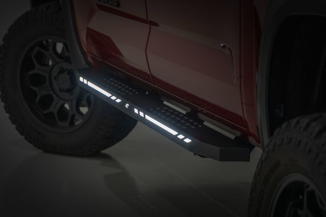 Rough Country AC2 Running Boards | Amber/White | CrewMax | Toyota Tundra 2WD/4WD (22-26)