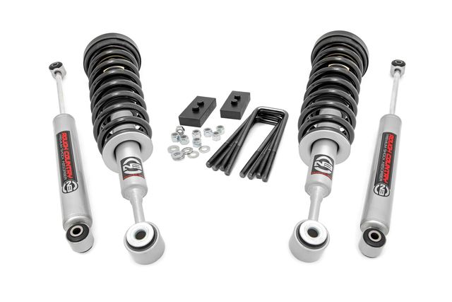 Rough Country 2.5 Inch Lift Kit | N3 Struts/N3 | Ford F-150 2WD (2004-2008)