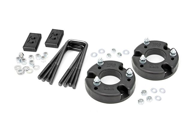 Rough Country 2 Inch Lift Kit | Ford F-150 2WD/4WD (2021-2026)