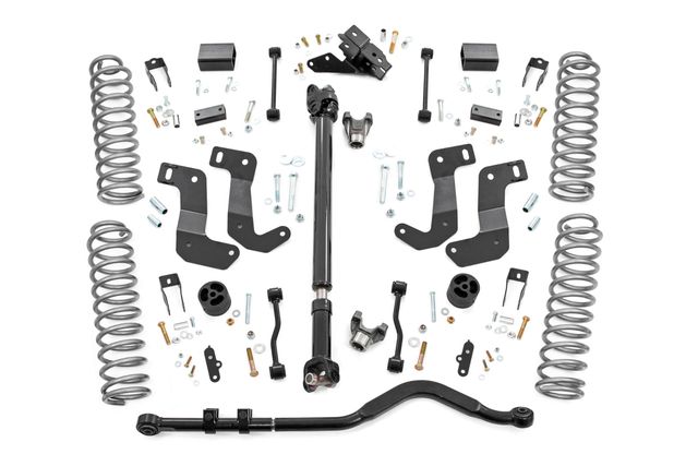 Rough Country 3.5 Inch Lift Kit | C/A Drop | 4-Door | 392 | Jeep Wrangler Unlimited (18-23)