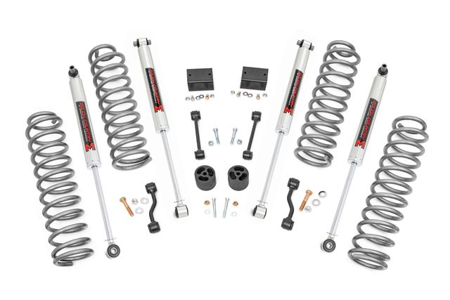 Rough Country 2.5 Inch Lift Kit | Coils | M1 | Jeep Wrangler Unlimited 4WD (2024-2026)
