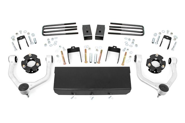 Rough Country 3 Inch Lift Kit | Nissan Titan XD 2WD/4WD (2016-2024)