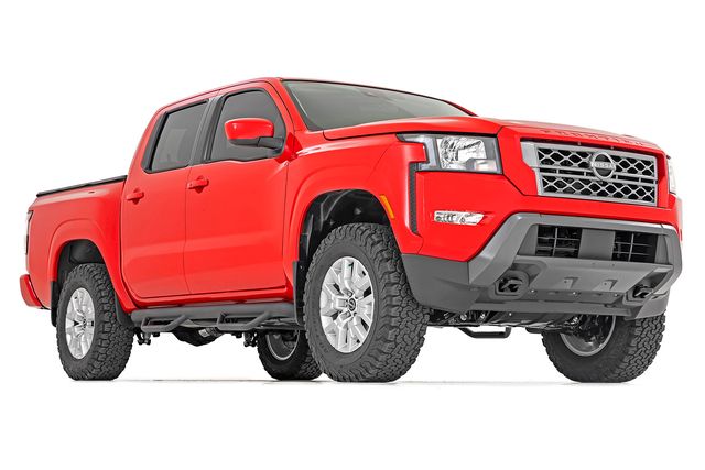 Rough Country 2.5 Inch Lift Kit | Nissan Frontier (05-26)/Xterra (05-15) 2WD/4WD