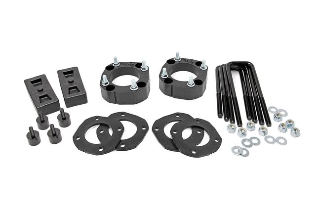 Rough Country 2.5-3 Inch Leveling Kit | Toyota Tundra 2WD (2007-2021)