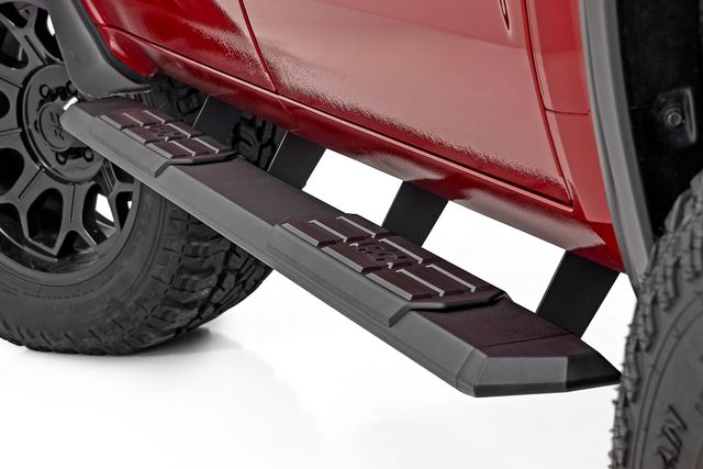 Rough Country TR2 Running Boards | CrewMax | Toyota Tundra 2WD/4WD (2022-2026)