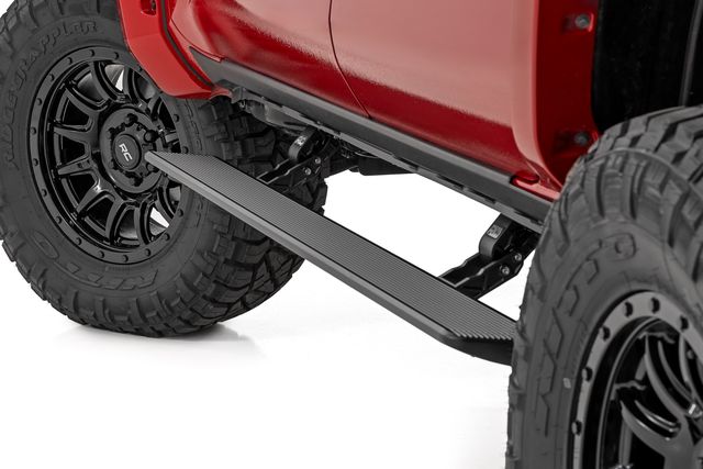 Rough Country Power Running Boards | HT-Series | Double Cab | Toyota Tacoma 2WD/4WD (24-26)