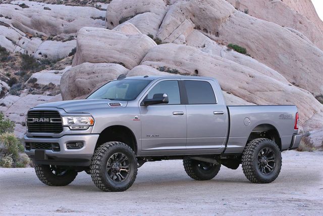 Fabtech 5" Radius Arm Lift System