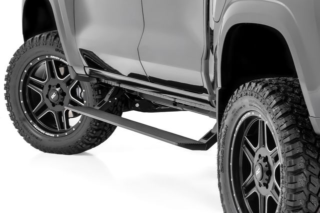 Rough Country Power Running Boards | Dual Electric Motor | Crew Cab | Chevy/GMC Canyon/Colorado (15-26)