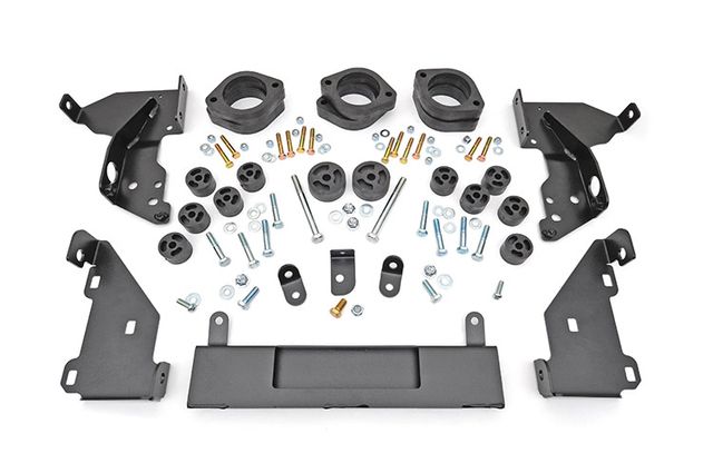 Rough Country 1.25 Inch Body Lift Kit | Chevy/GMC 1500 2WD/4WD (14-15)