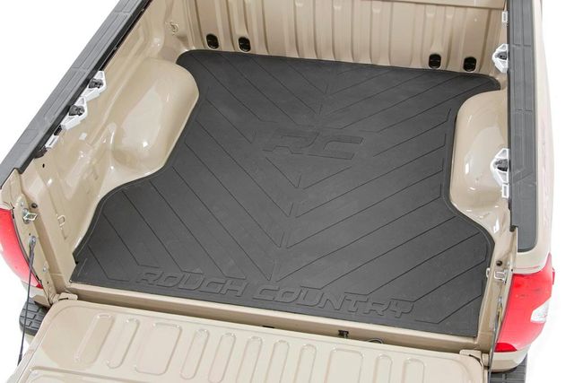 Rough Country Bed Mat | 5'7" Bed | RC Logo | Toyota Tundra 2WD/4WD (2007-2021)