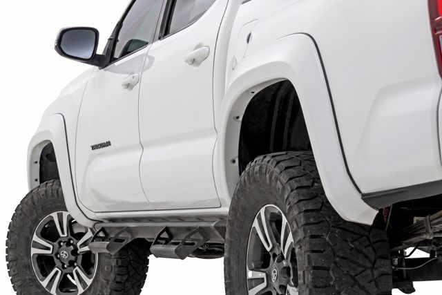 Rough Country Sport Fender Flares | O40 Super White | Toyota Tacoma 2WD/4WD (2016-2023)