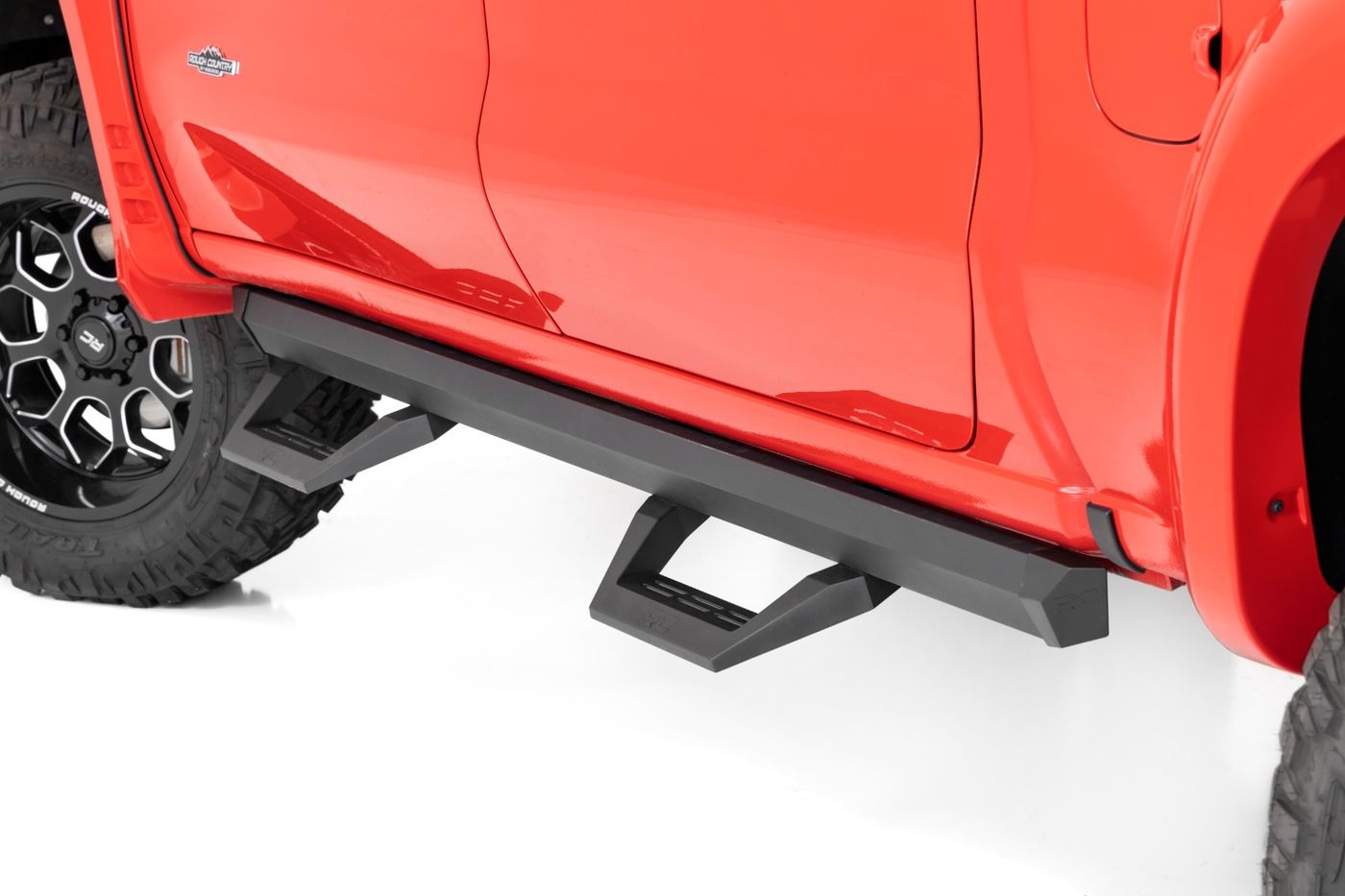 Rough Country SRX2 Adj Aluminum Step | Crew Cab | Chevy/GMC 1500/2500HD (19-26)