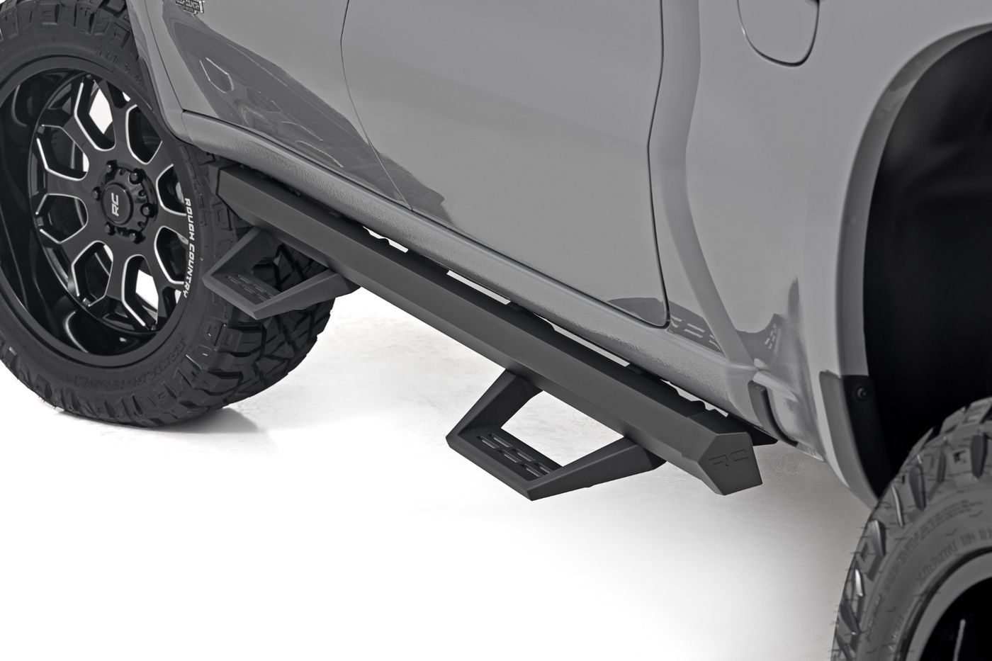 Rough Country SRL2 Adj Aluminum Step | Crew Cab | Chevy/GMC 1500/2500HD (19-26)
