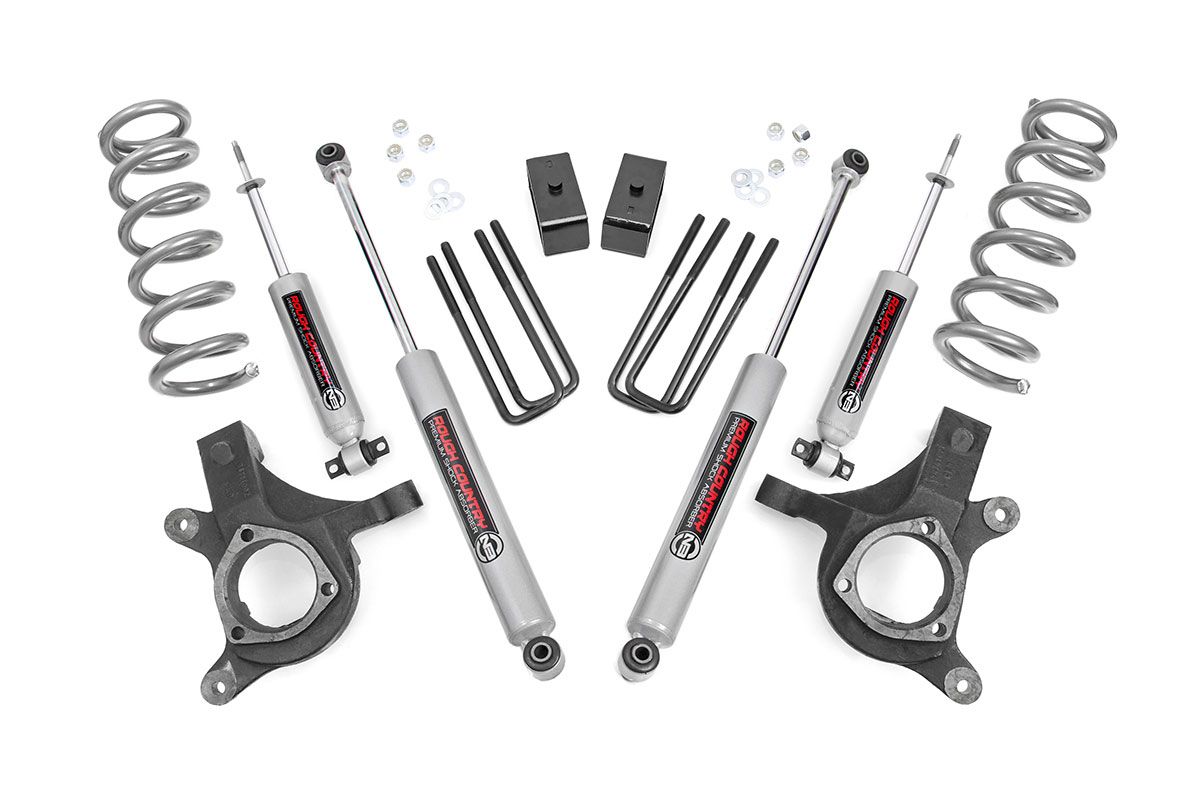 Rough Country 4.5 Inch Lift Kit | Chevy Silverado & GMC Sierra 1500 2WD (1999-2006 & Classic)