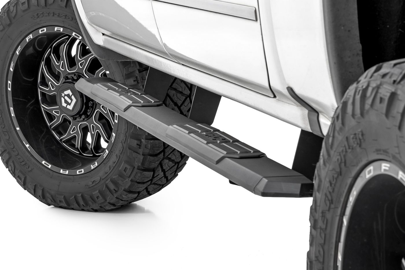 Rough Country TR2 Running Boards | Chevy/GMC 1500/2500HD/3500HD (07-19 & Classic)