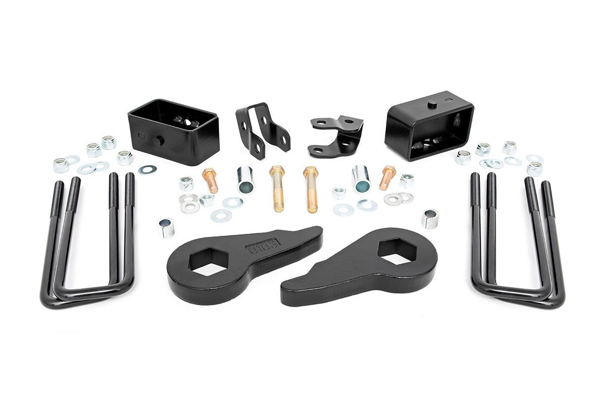 Rough Country 1.5-2 Inch Lift Kit | Chevy Silverado & GMC Sierra 1500 4WD (1999-2006 & Classic)