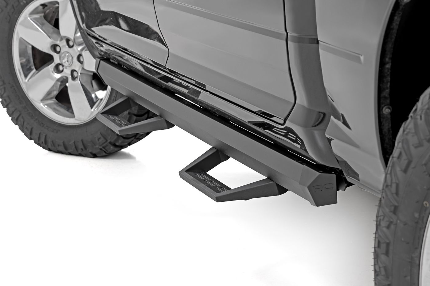 Rough Country SRL2 Adj Aluminum Step | Crew Cab | Ram 1500/2500/3500 2WD/4WD (2010-2018 & Classic)