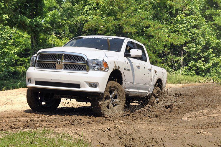 Rough Country 6 Inch Lift Kit | N3 Struts | Ram 1500 4WD (2010-2011)