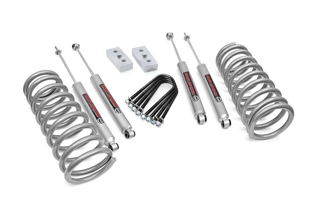 Rough Country 3 Inch Lift Kit | Ram 2500 (03-13)/3500 (03-07) 4WD