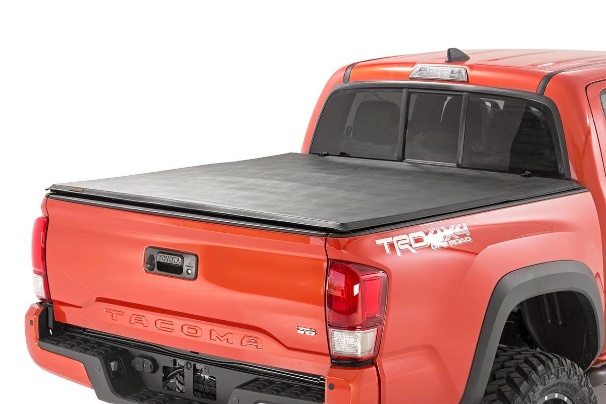 Rough Country Soft Tri-Fold Bed Cover | 5' Bed | Dbl Cab | Toyota Tacoma 2WD/4WD (16-23)