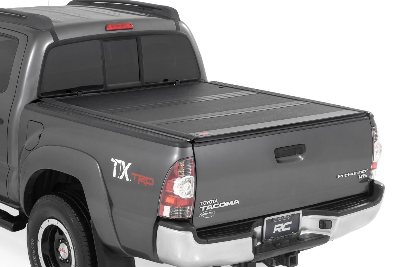 Rough Country Hard Low Profile Bed Cover | 5' Bed | Toyota Tacoma 2WD/4WD (05-15)