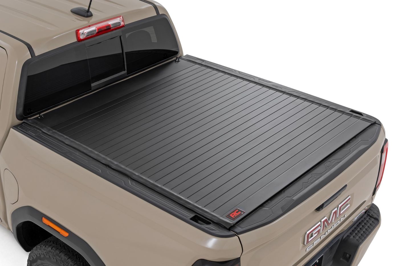 Rough Country Hard Roll Up Bed Cover | 5' Bed | Chevy/GMC Canyon/Colorado 2WD/4WD (23-26)